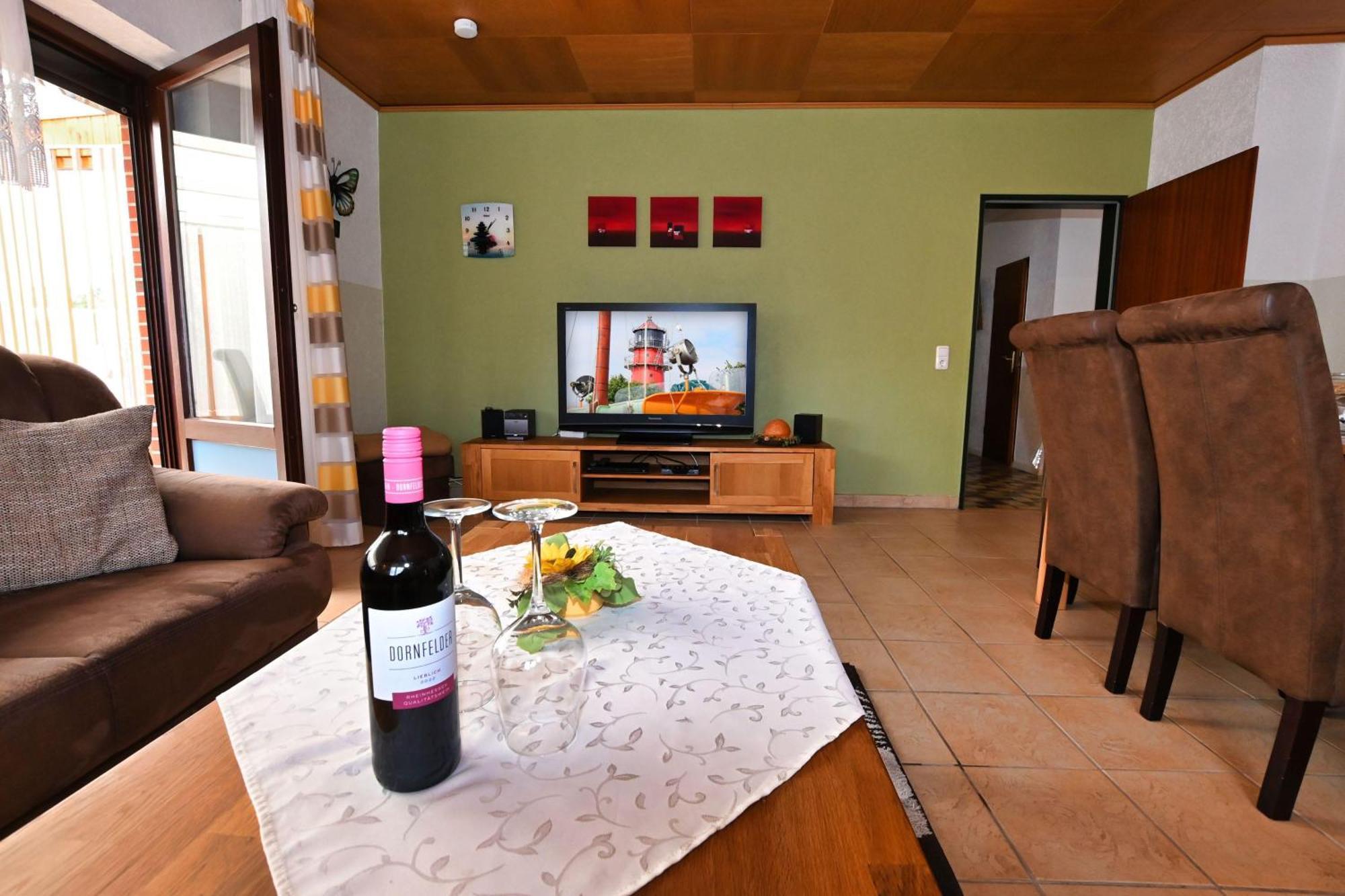 Haus Lily Nr.02 Bis Zu 6 Personen Davon Max. 2 Kinder Büsum Екстериор снимка